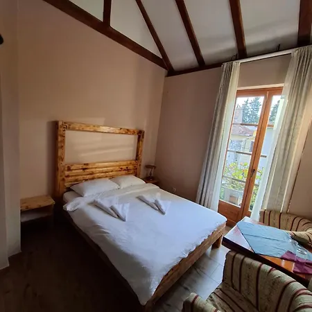 Ras Hotel